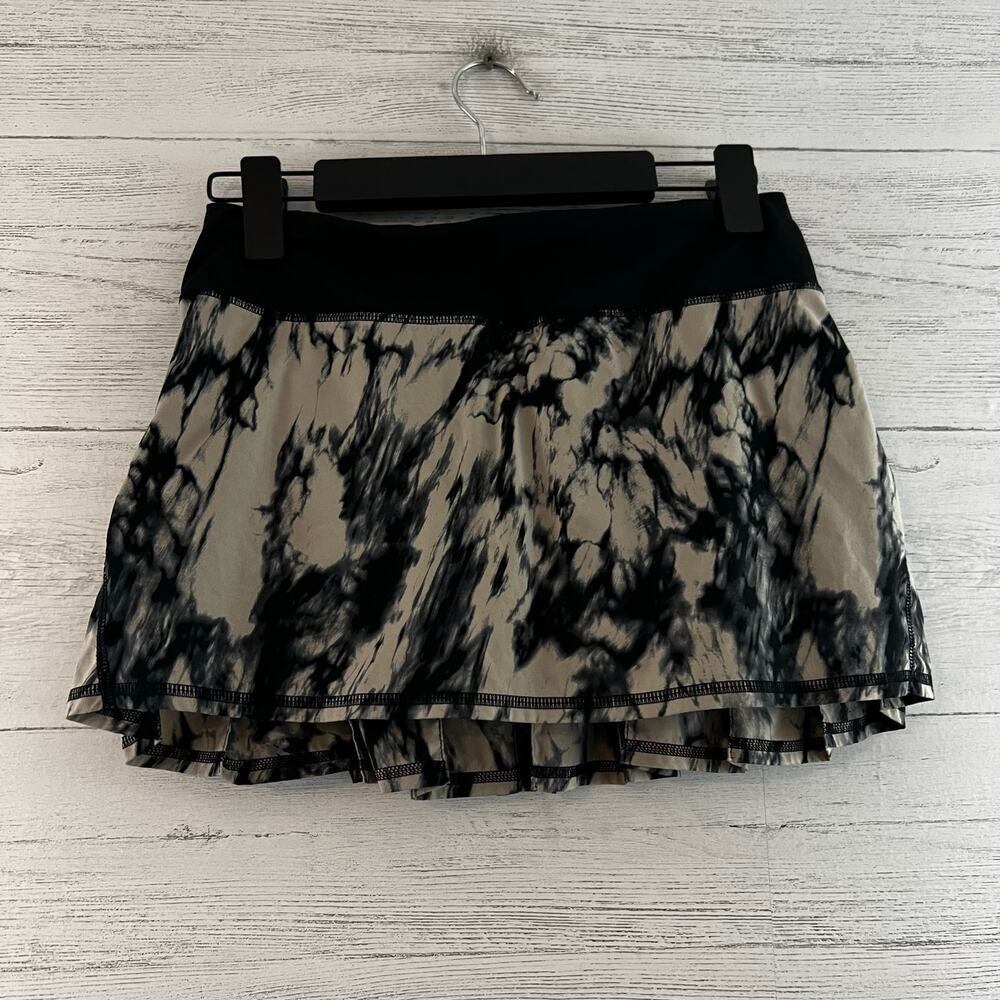 Lululemon Pace Setter Skirt in Granite Black Mojave Tan Size 4